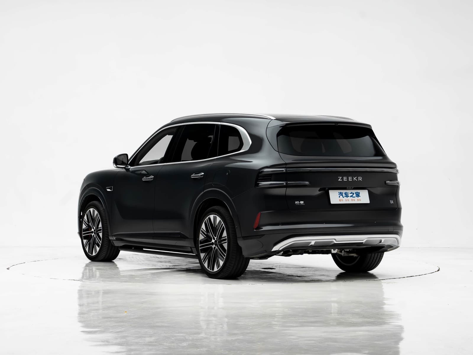 Zeekr 8X — exterior photo